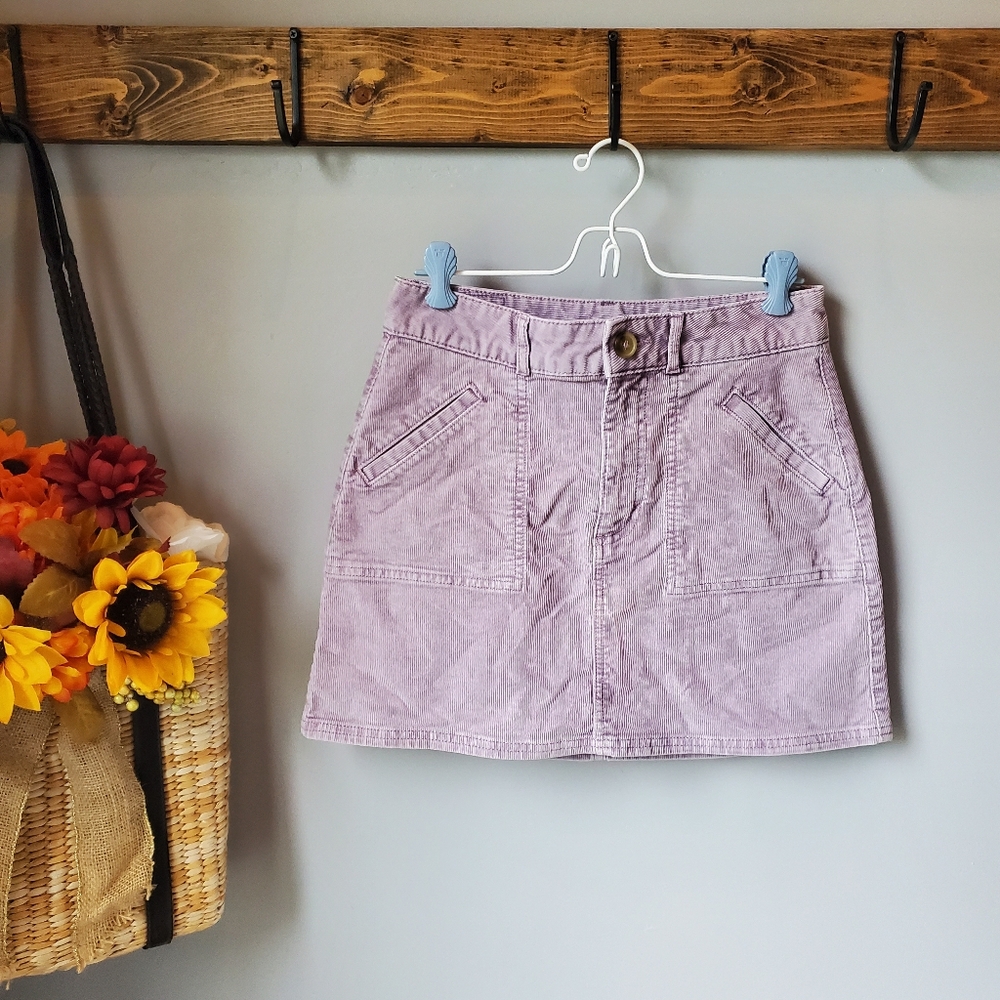 American Eagle Lilac Corduroy Mini Skirt Size 2